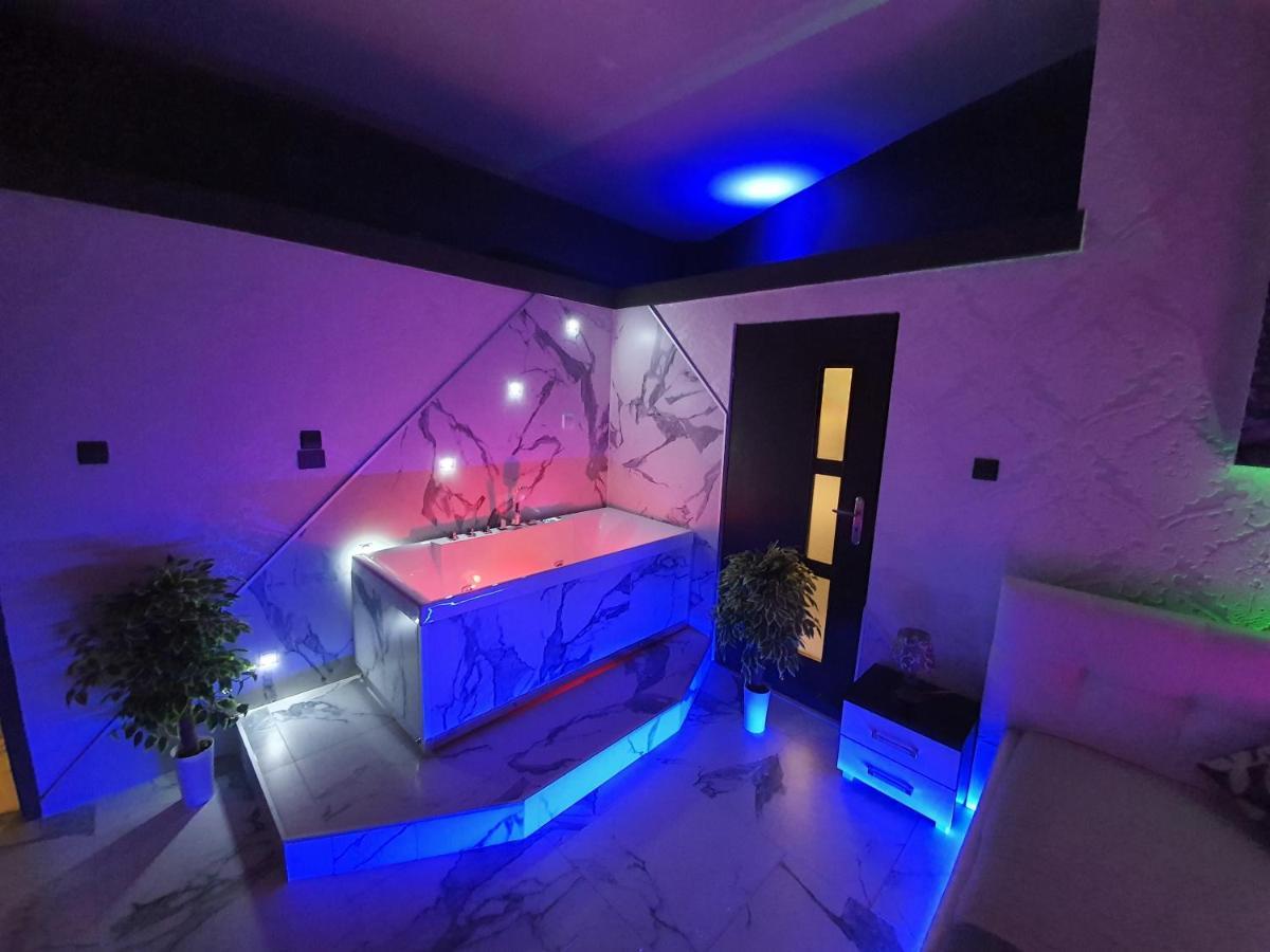 Apartament Z Jacuzzi Krakow Rynek Экстерьер фото