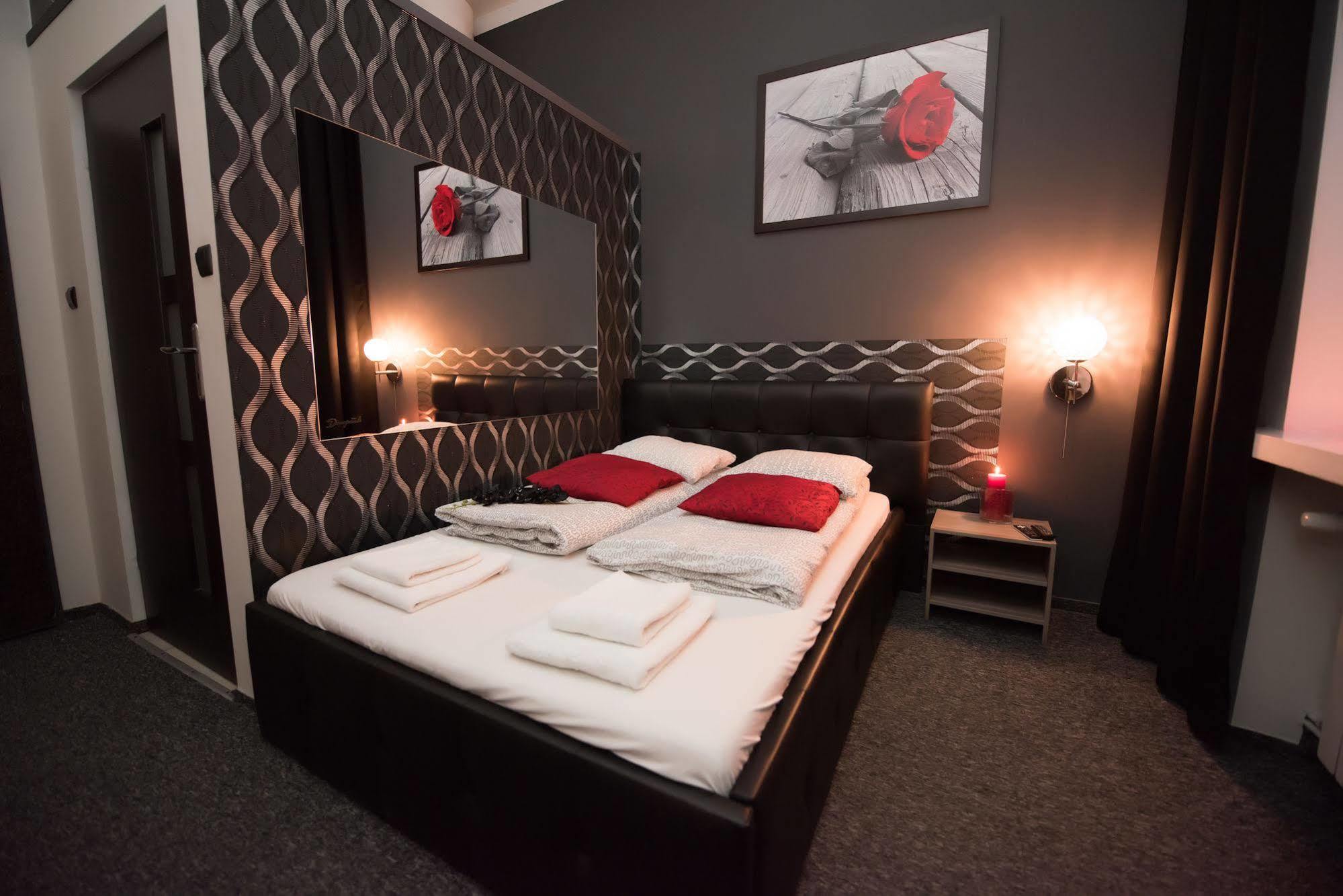 Apartament Z Jacuzzi Krakow Rynek Экстерьер фото